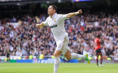 四喜娱乐独家-佩佩经典战役回顾